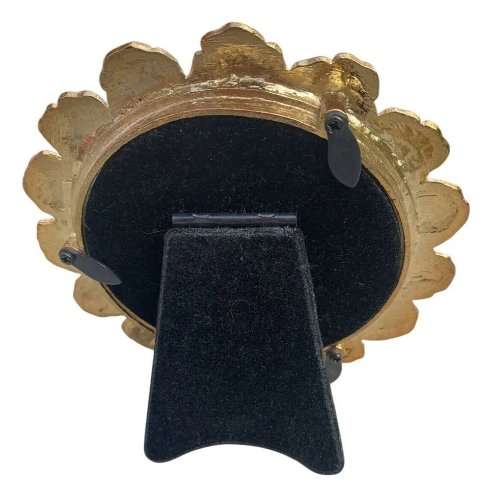 Gold-Tone Rose Design Round Photo Frame With Easel Back 4.5 D Easel Stand